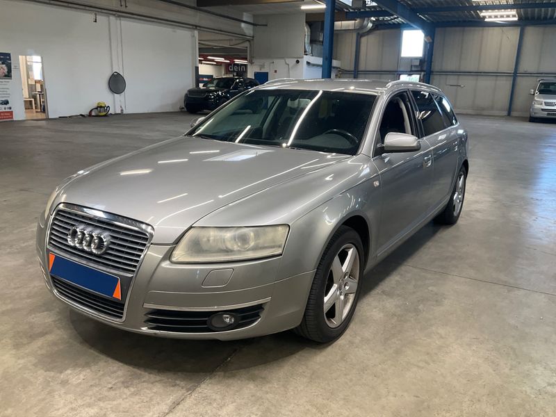 Audi A6 2.4 V6 — 1/8