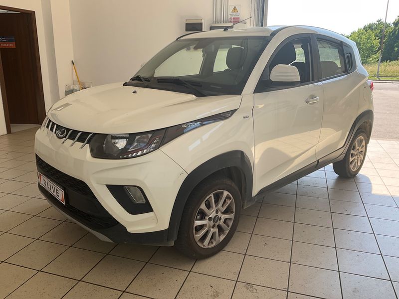 Mahindra KUV 100 1.2 — 1/8