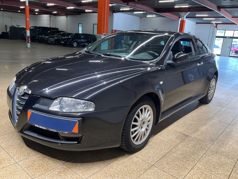 Alfa Romeo Alfa GT 1.9 JTD — 1/8