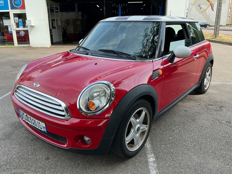 MINI MINI Cooper — 1/8