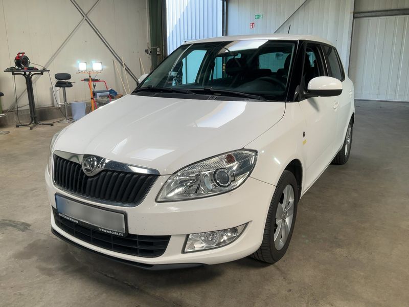 Skoda Fabia 1.2 — фото 1