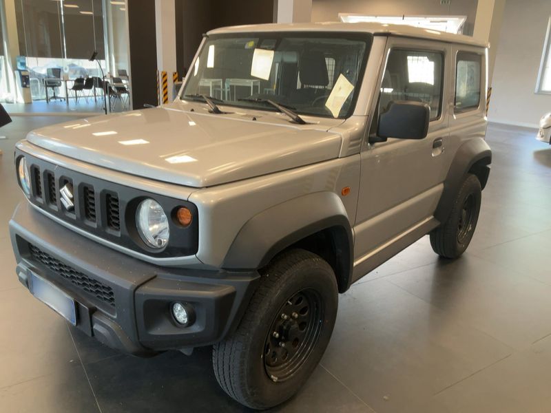 Suzuki Jimny 1.5 — 1/8