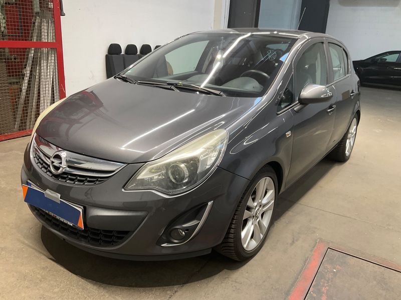 Opel Corsa 1.4 — 1/8