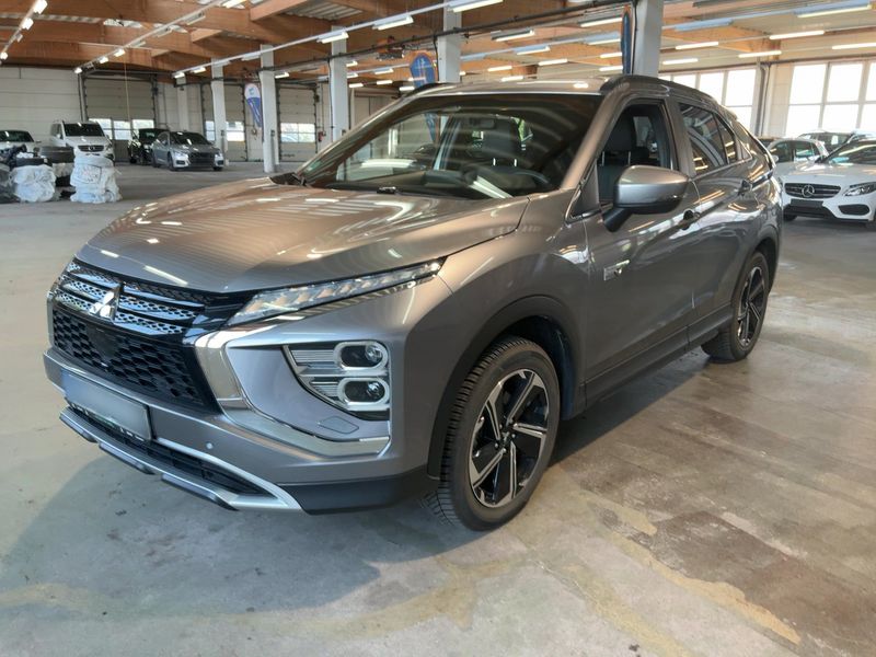 Mitsubishi Eclipse Cross 2.4 Plug-in Hybrid — 1/8