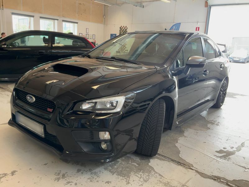 Subaru Impreza 2.5 Turbo — фото 1