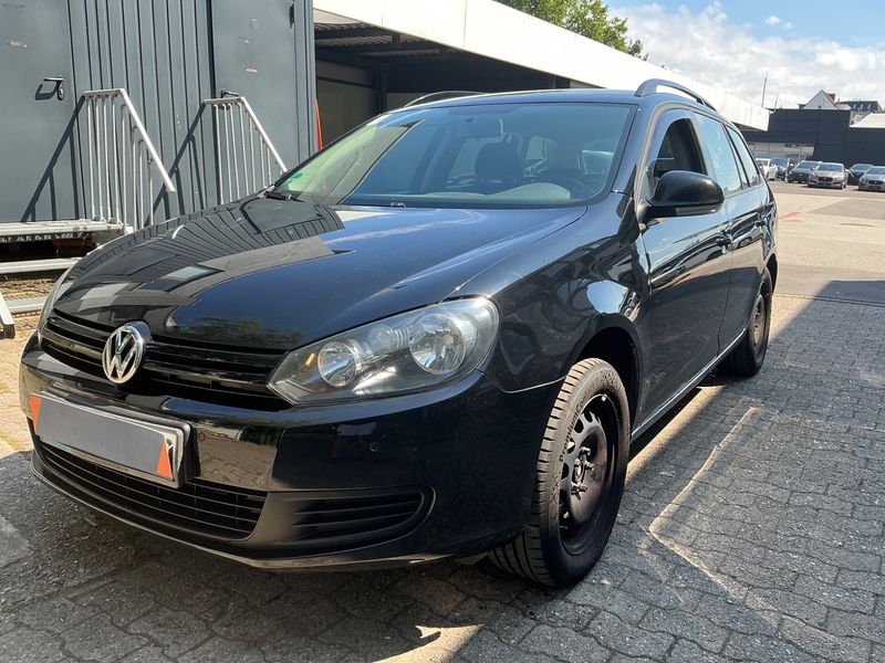 Volkswagen Golf VI 1.6 TDI — 1/8