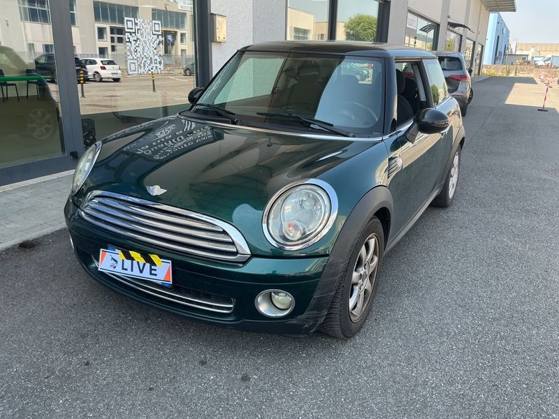 MINI MINI Cooper — 1/8