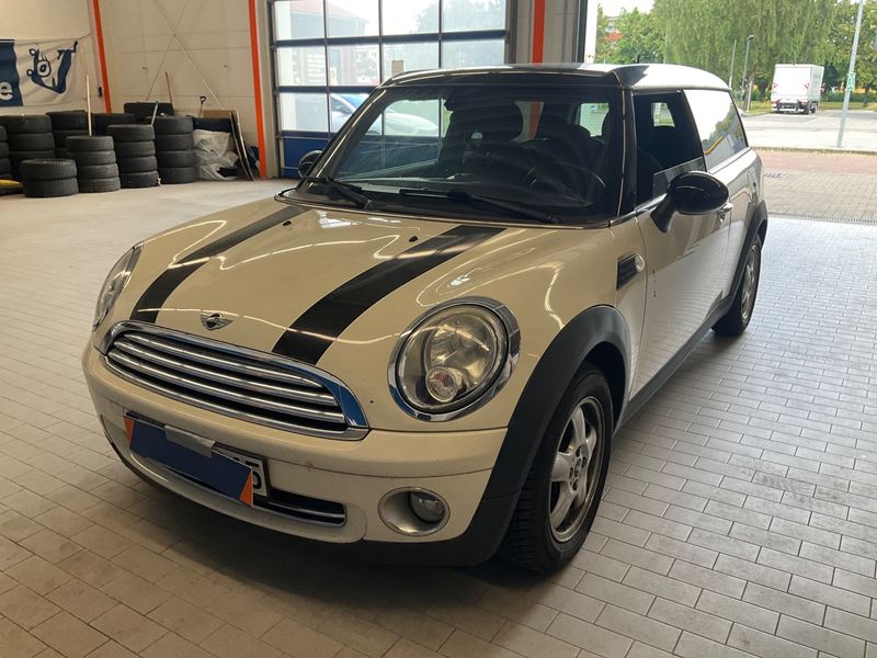 MINI Clubman Cooper — 1/8