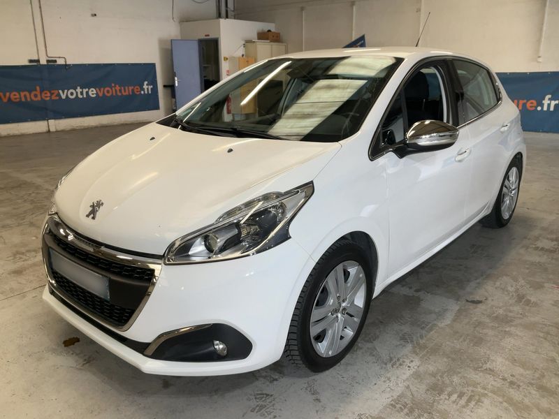 Peugeot 208 1.2 e-THP — 1/8