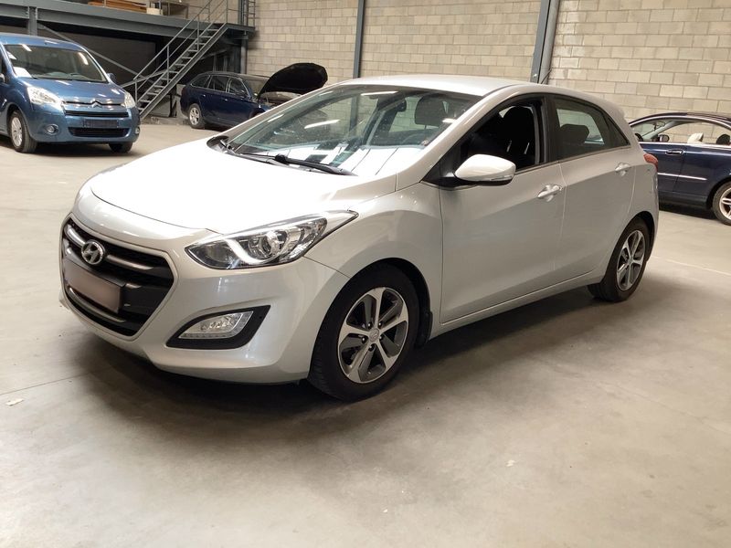 Hyundai i30 1.6 GDI — 1/8