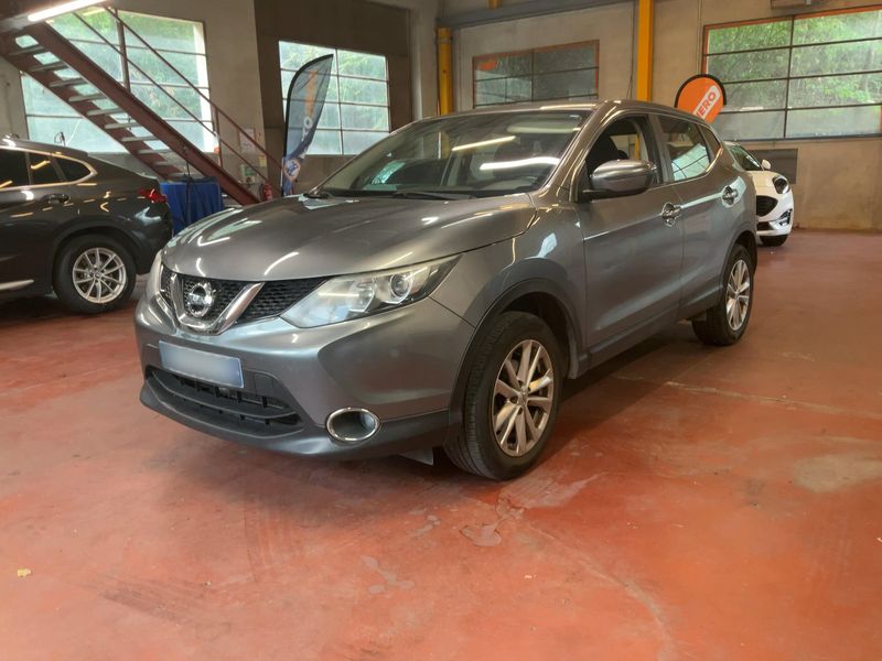 Nissan Qashqai 1.2 — 1/8
