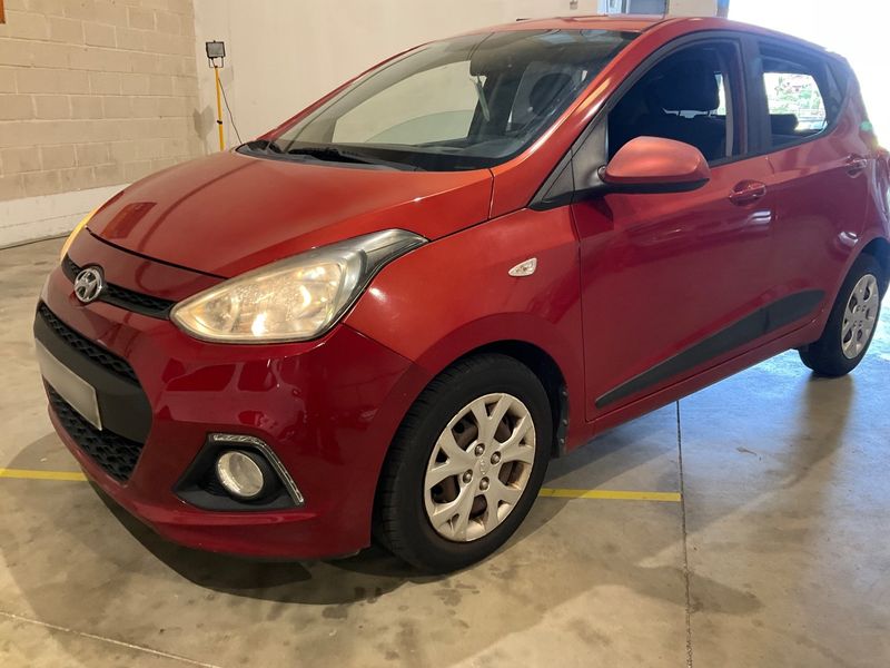 Hyundai i10 1.0 — 1/8