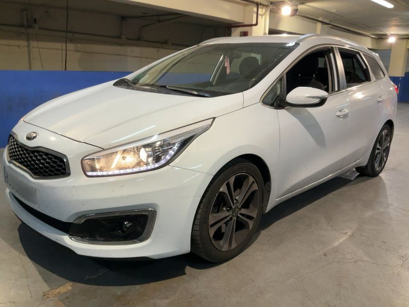 Kia cee'd 1.0 TGDI — 1/8