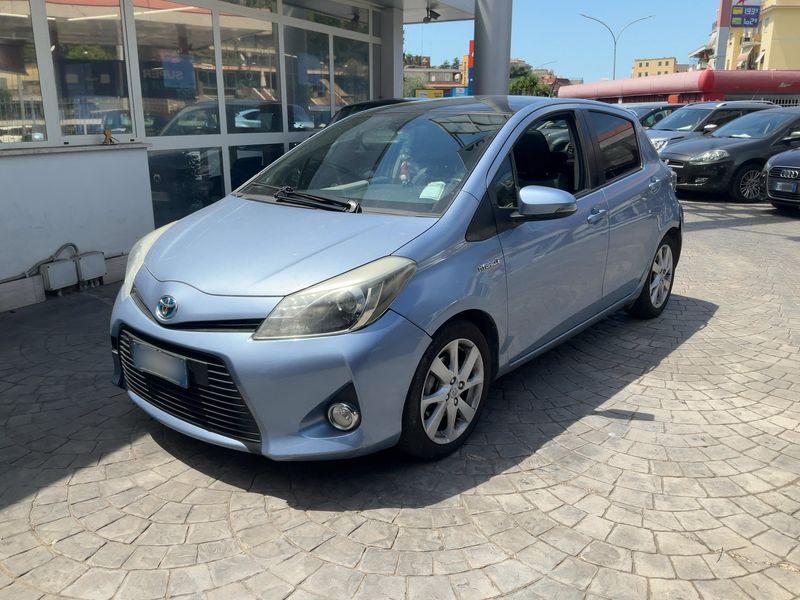Toyota Yaris 1.5 Hybrid — 1/8