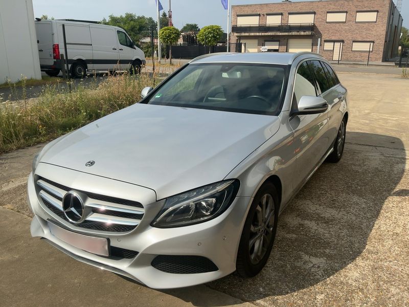 Mercedes-Benz C-Klasse C 200 d — 1/8