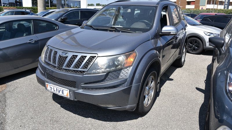 Mahindra XUV 500 2.2 — 1/8