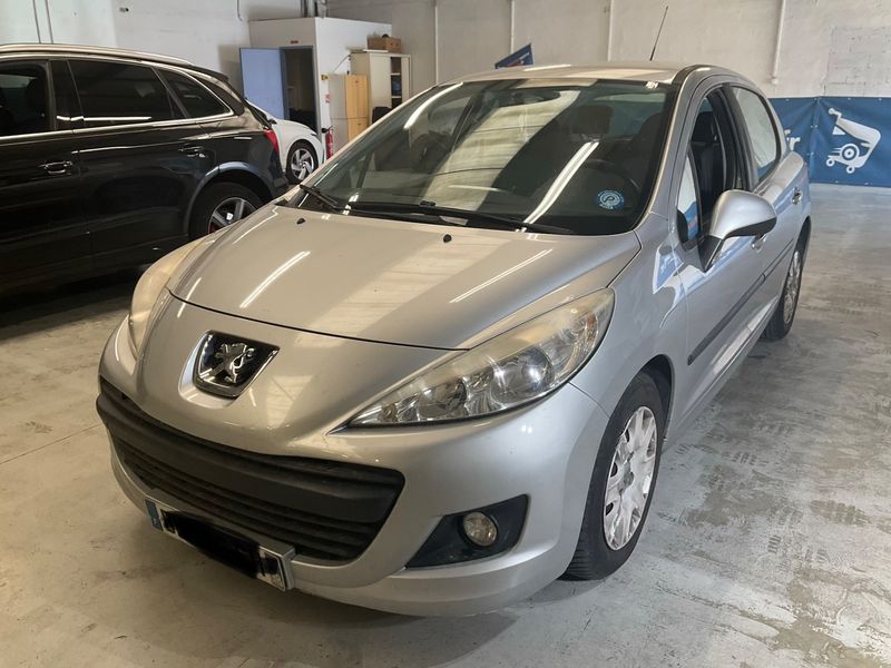 Peugeot 207 1.4 VTi — фото 1