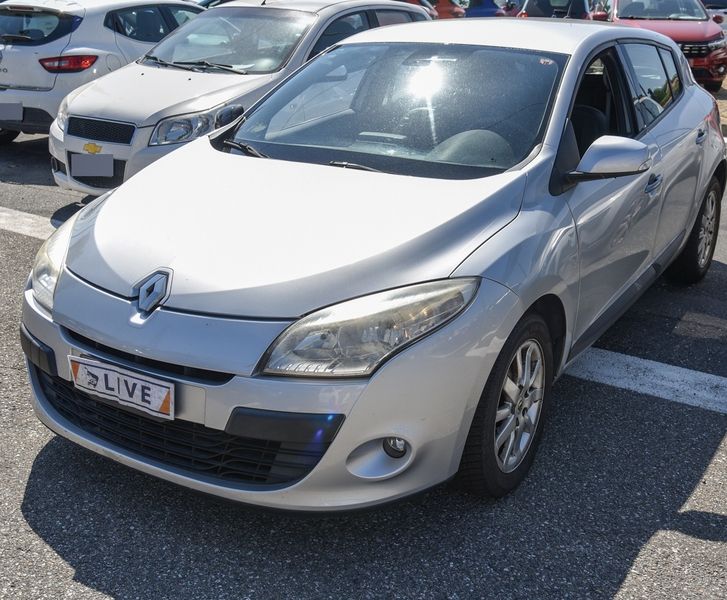 Renault Megane 1.5 dCi — 1/8