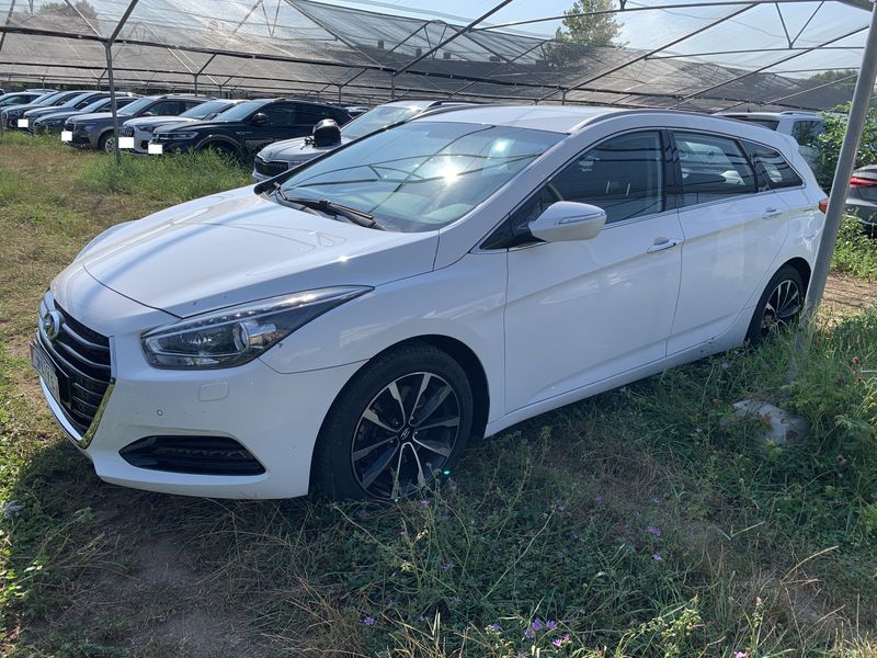 Hyundai i40 1.7 CRDi — 1/8