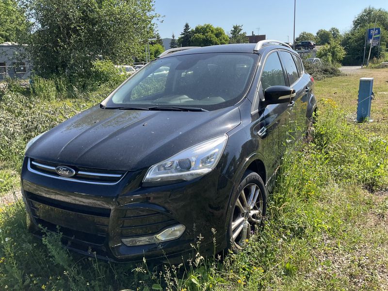 Ford Kuga 2.0 TDCi — 1/8
