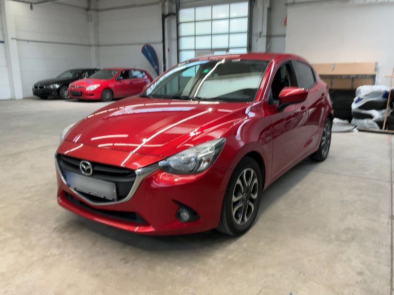 Mazda 2 1.5 — 1/8
