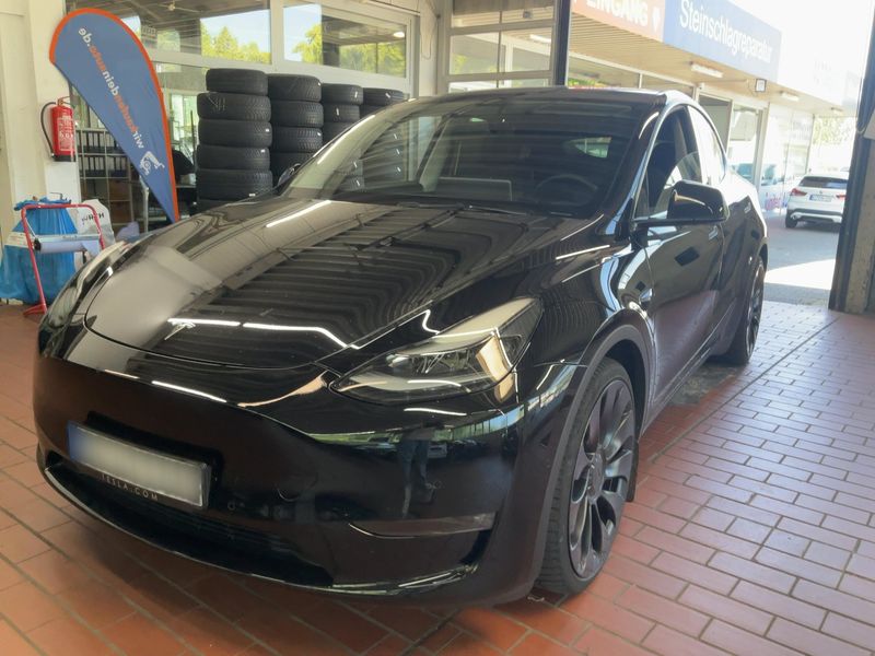 Tesla Model Y Performance Dual AWD — фото 1