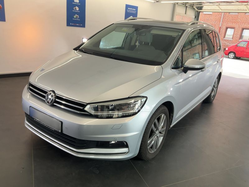 Volkswagen Touran 1.5 TSI ACT — 1/8