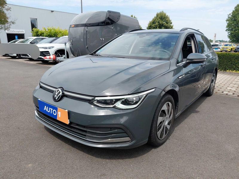 Volkswagen Golf VIII 2.0 TDI — 1/8