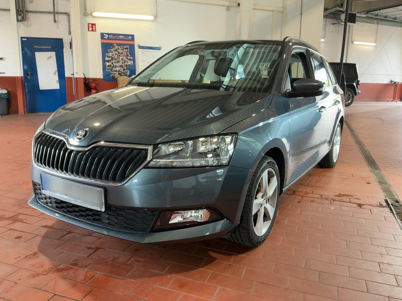 Skoda Fabia 1.0 MPI — 1/8