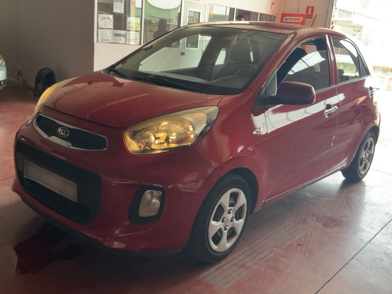 Kia Picanto 1.0 — фото 1