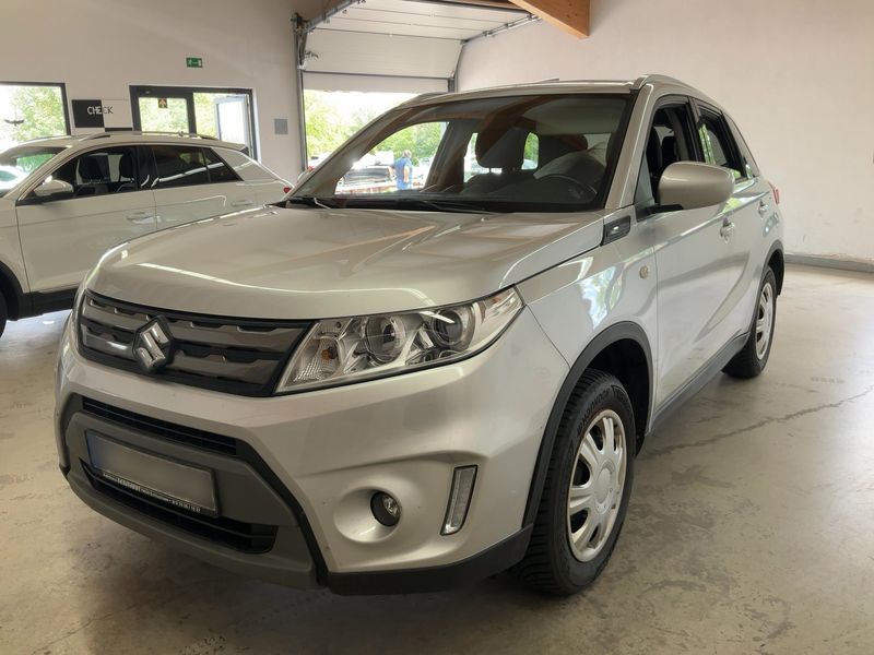 Suzuki Vitara 1.6 — 1/8