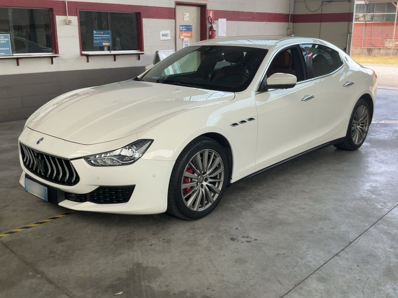 Maserati Ghibli 3.0 V6 Diesel — 1/8