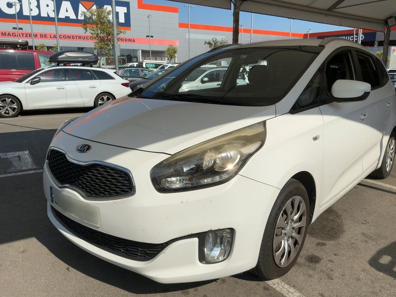 Kia Carens 1.7 CRDi — 1/8
