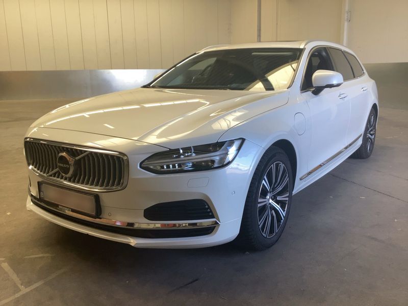 Volvo V90 2.0 T8 Recharge Plug-in Hybrid — фото 1