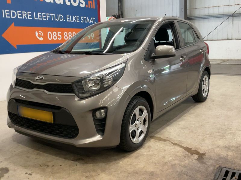 Kia Picanto 1.0 — 1/8