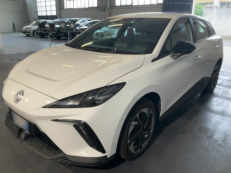 MG 4 electric drive 125 kW — 1/8