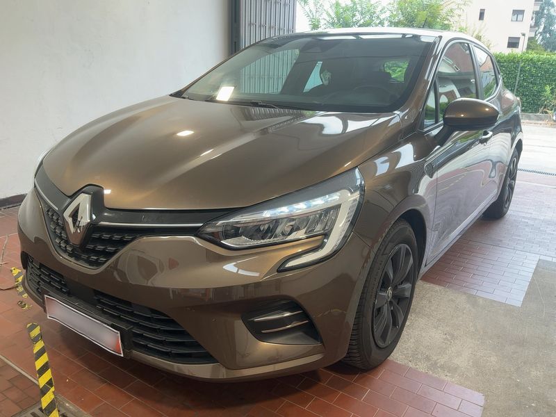 Renault Clio 1.0 TCe — 1/8