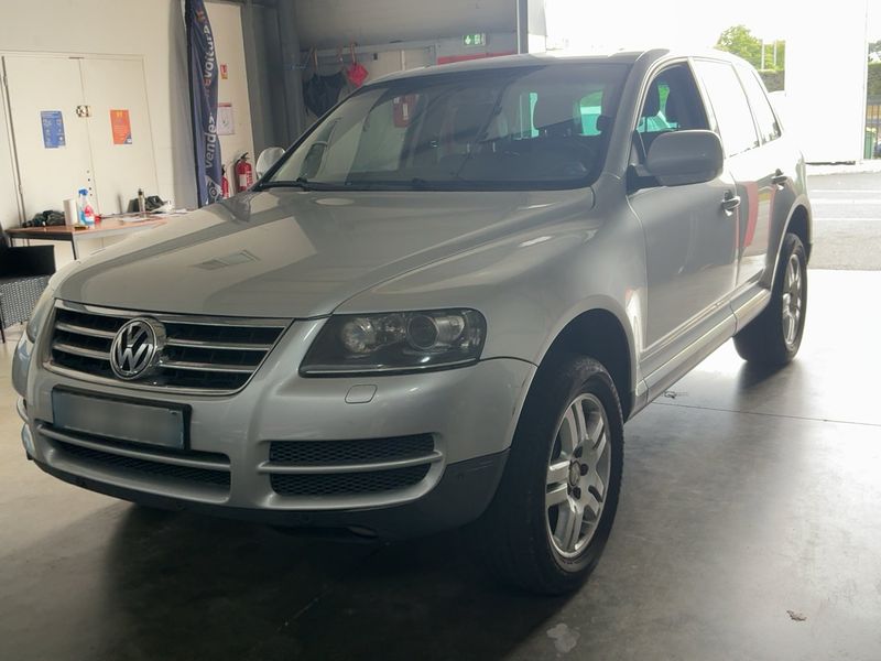 Volkswagen Touareg 3.0 V6 TDI — 1/8