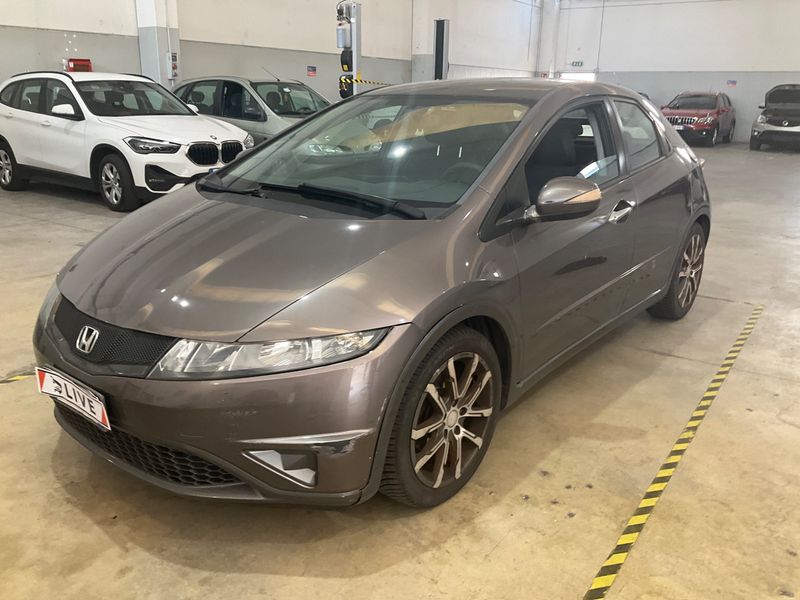 Honda Civic 1.4 — 1/8