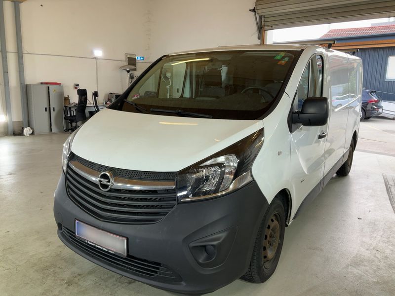 Opel Vivaro 1.6 CDTI Biturbo — 1/8