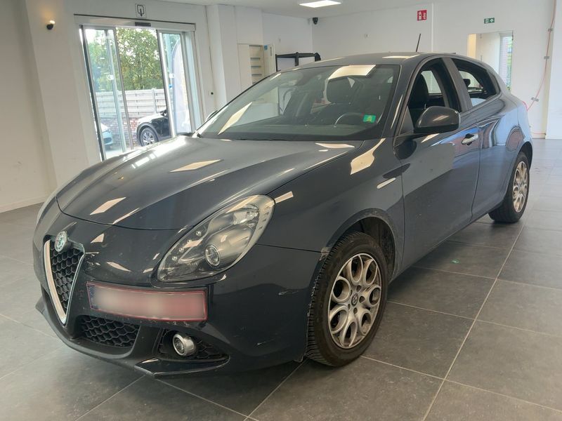 Alfa Romeo Giulietta 1.4 Turbo — 1/8