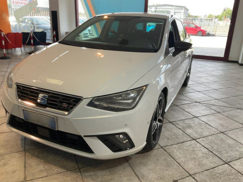 Seat Ibiza 1.0 TSI — фото 1