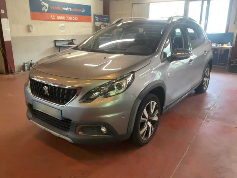 Peugeot 2008 1.2 PureTech — 1/8