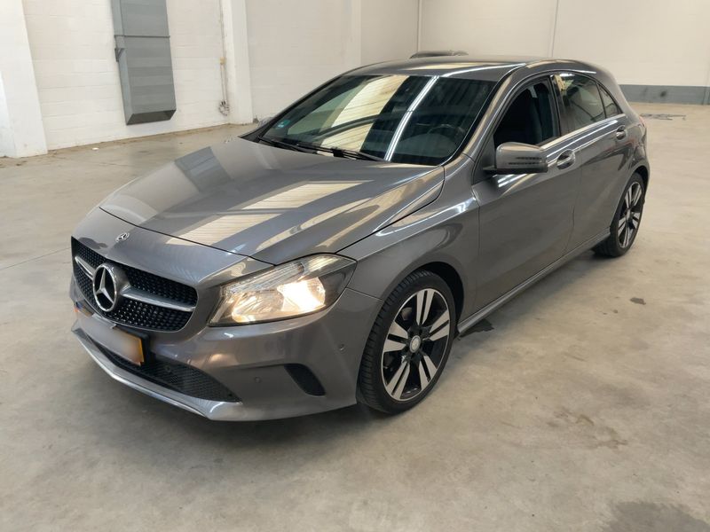 Mercedes-Benz A-Klasse A 220 — 1/8