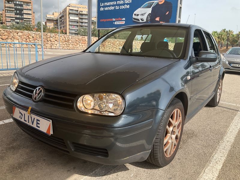 Volkswagen Golf IV 1.6 — фото 1