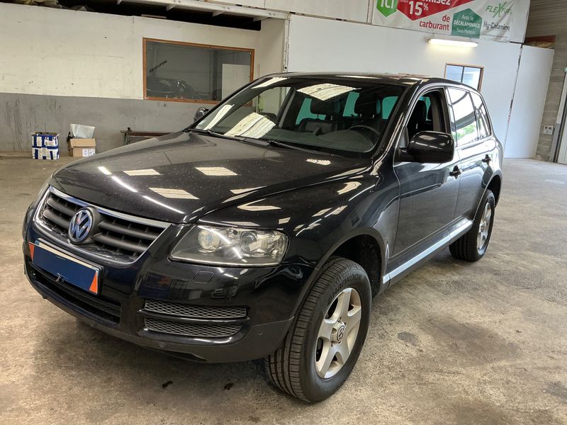 Volkswagen Touareg 3.0 V6 TDI — 1/8