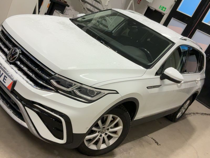 Volkswagen Tiguan Allspace 2.0 TDI — 1/8
