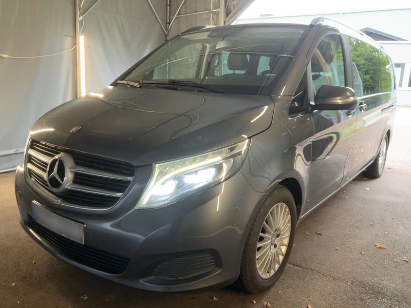 Mercedes-Benz V-Klasse V 220 d — 1/8