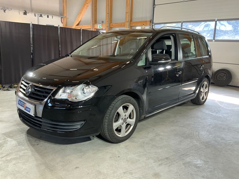 Volkswagen Touran 1.9 TDI — 1/8