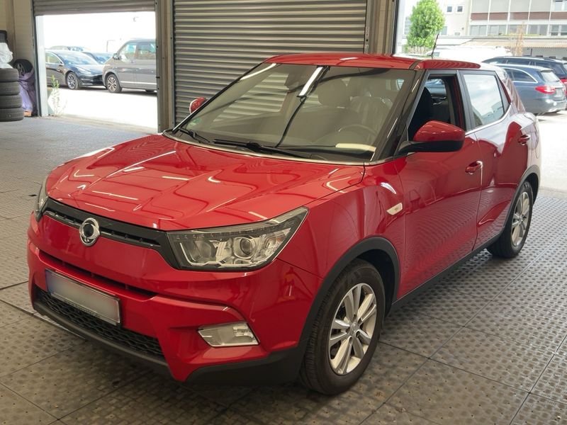 Ssangyong Tivoli 1.6 — фото 1